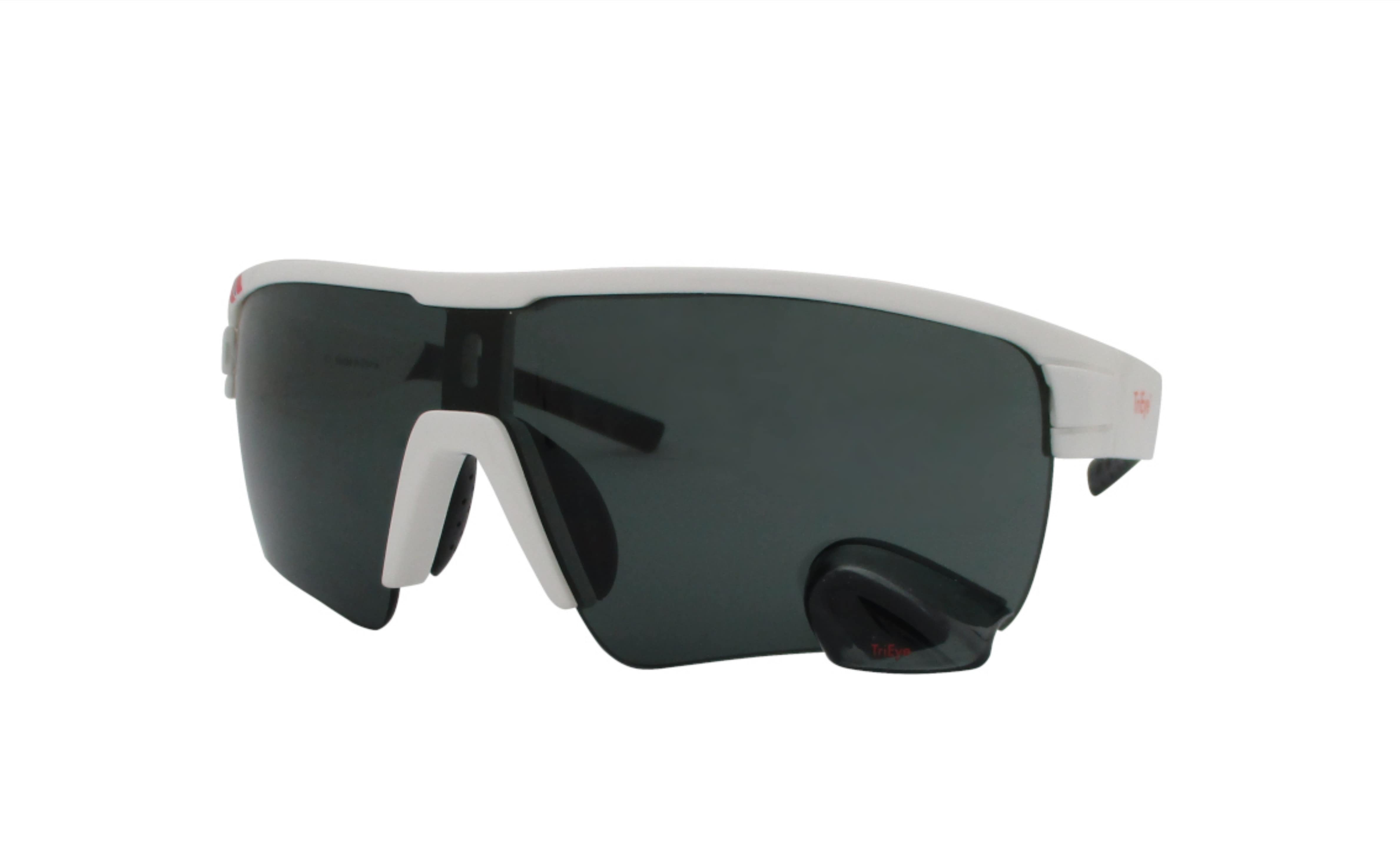 o-synce-Shop-TriEye-Sportbrille-mit-Rueckspiegel-selbsttoenend-weiss-seite-schraeg-dunkel TriEye PRO photochrom mit weißem Rahmen